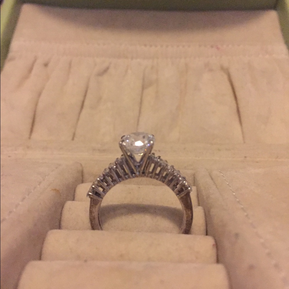 925 Sterling Silver CZ Ring